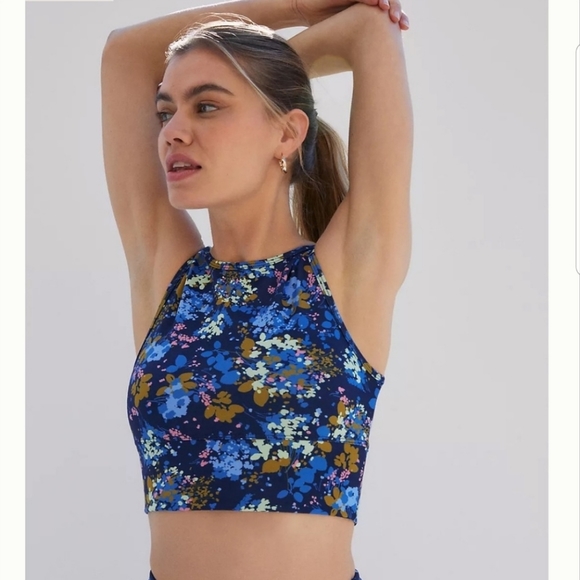 Anthropologie daily practice sport top - Picture 4 of 5